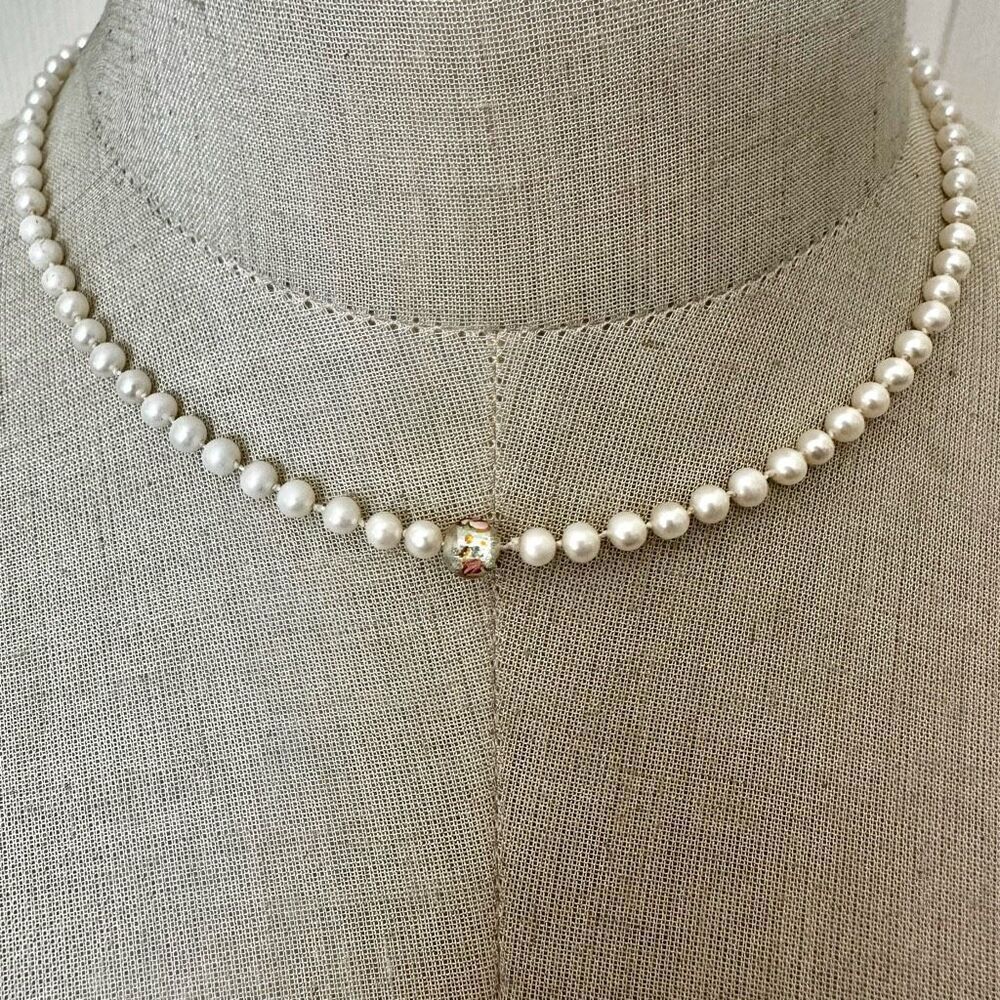 Pearl glass bead sterling silver clasp necklace